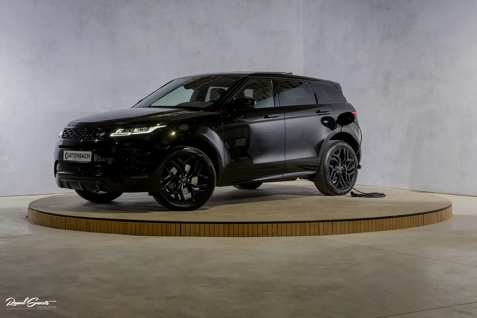 Land Rover Range Rover Evoque 1.5 P300e AWD R-Dynamic SE | Panorama dak | Adapti Negro - 1