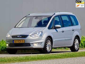 2.0 Titanium | 7 Stoelen| Trekhaak | NL-AUTO |