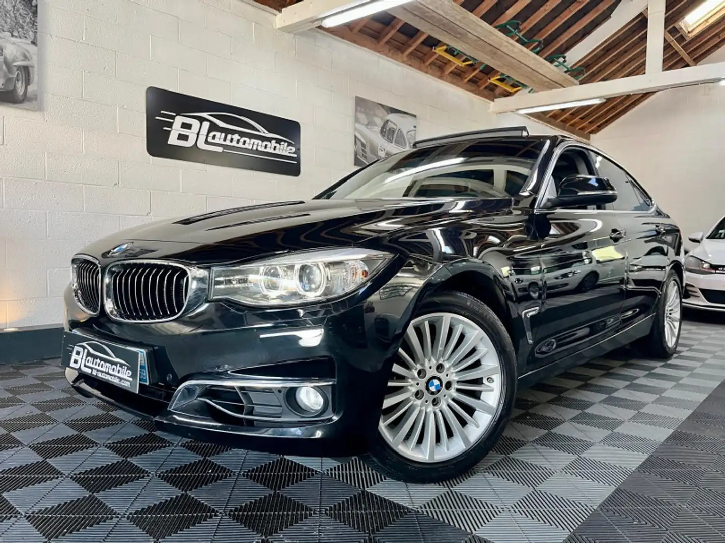BMW 325 (F34) 325DA 218CH LUXURY Toit ouvrant Schwarz - 1