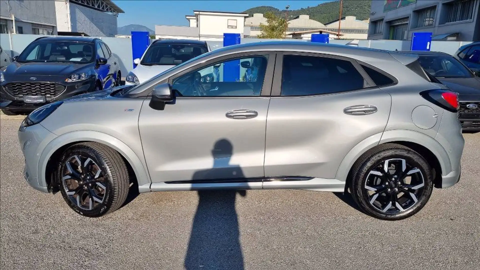 Ford Puma 1.0 ecoboost h st-line x s&s 125cv Grijs - 2