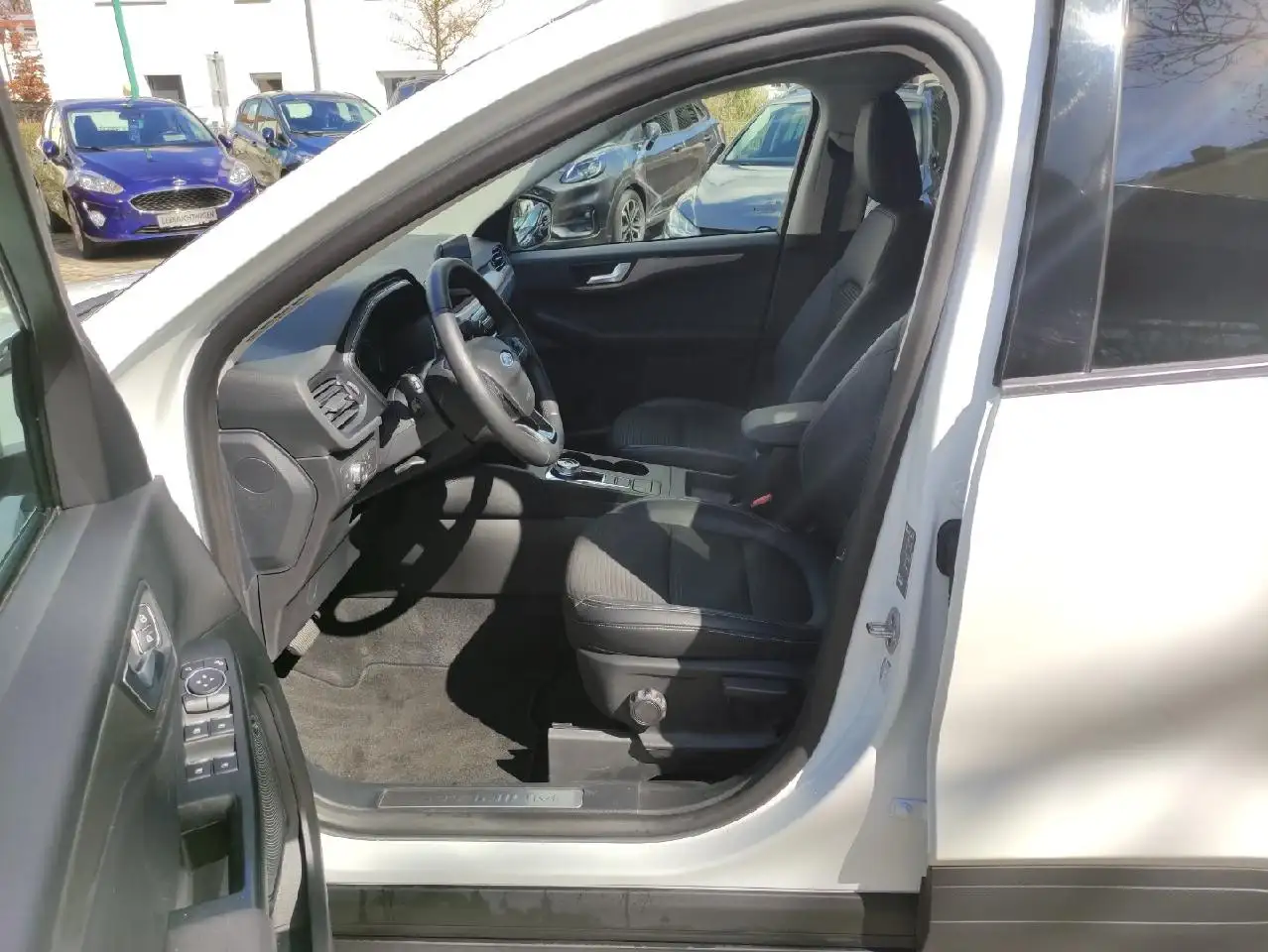 Ford Kuga Plug-In Hybrid Titanium X, миниатюра 3
