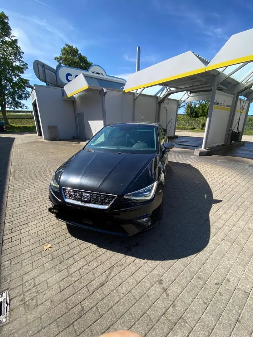 SEAT Ibiza Xcellence Schwarz - 2
