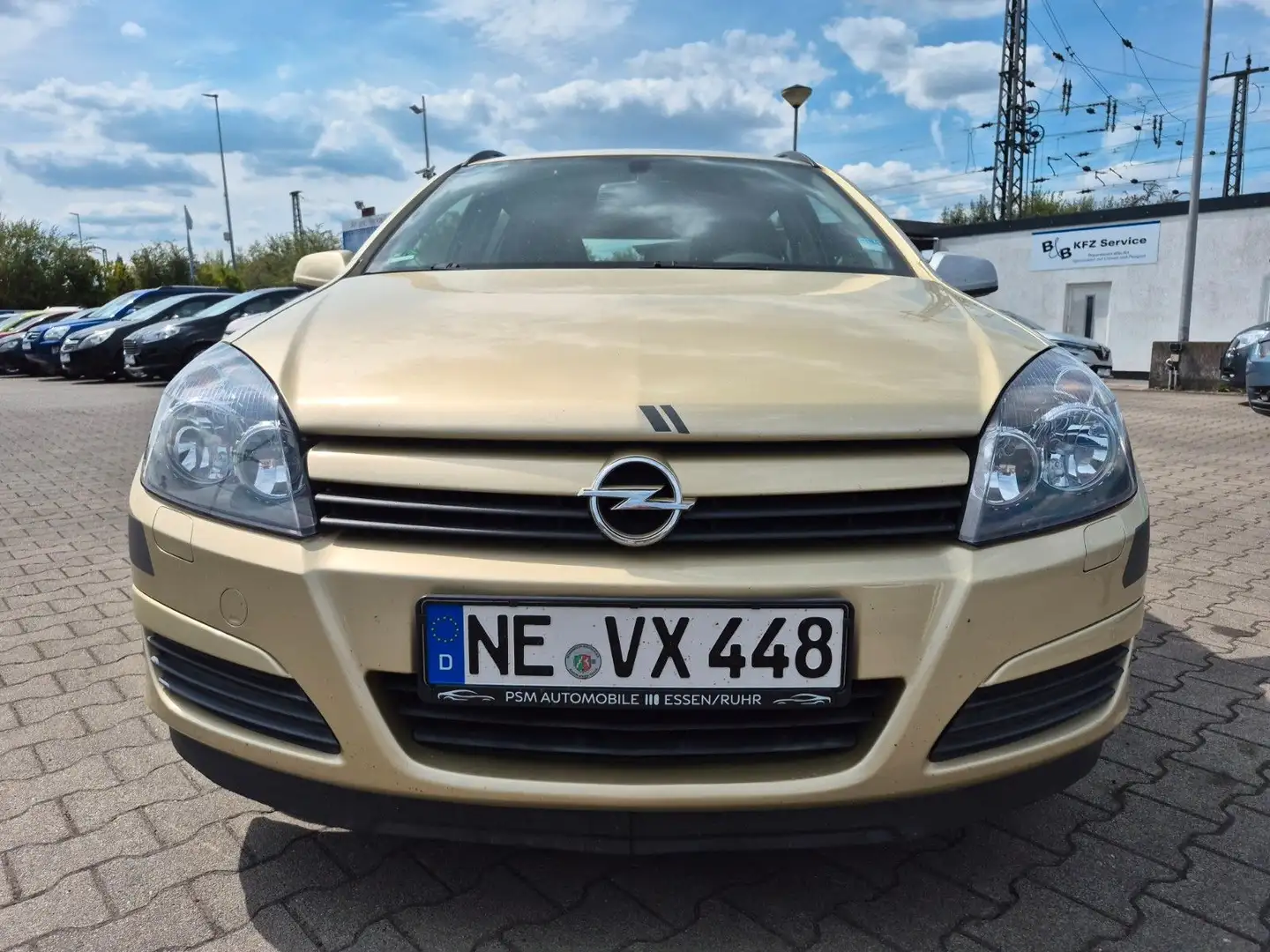 Opel Astra H Caravan Klimaanlage PDC Automatik Zlatá - 2