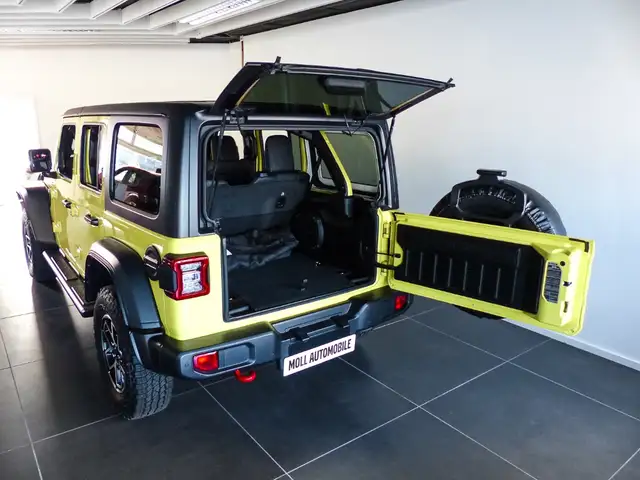 Jeep Wrangler view 15