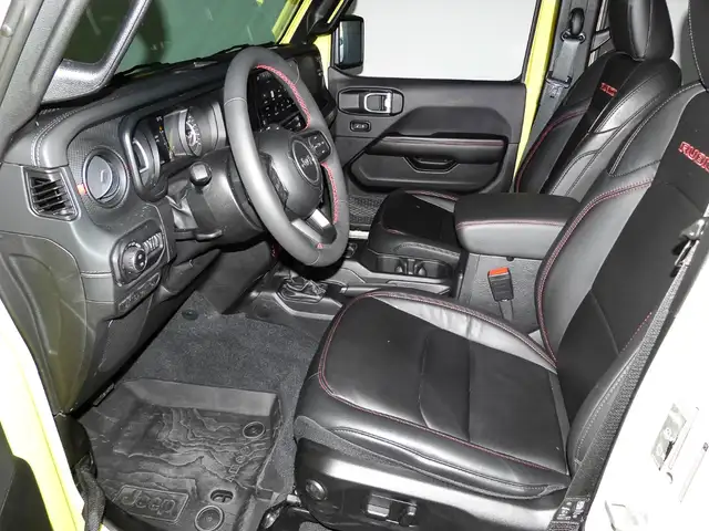 Jeep Wrangler view 12