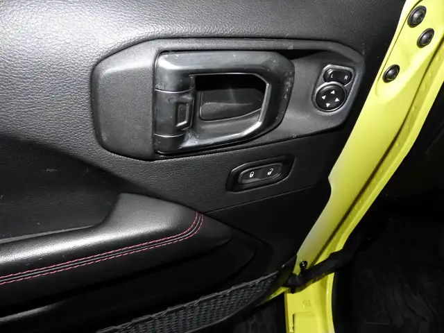 Jeep Wrangler view 13