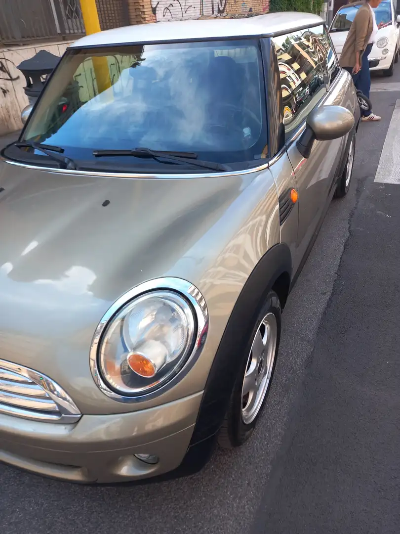 MINI Cooper Oro - 2