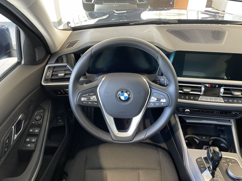 BMW 318 i Touring Aut. ACC+LED+LIVE+SPUR+DAB+HIFI+AL — photo 15