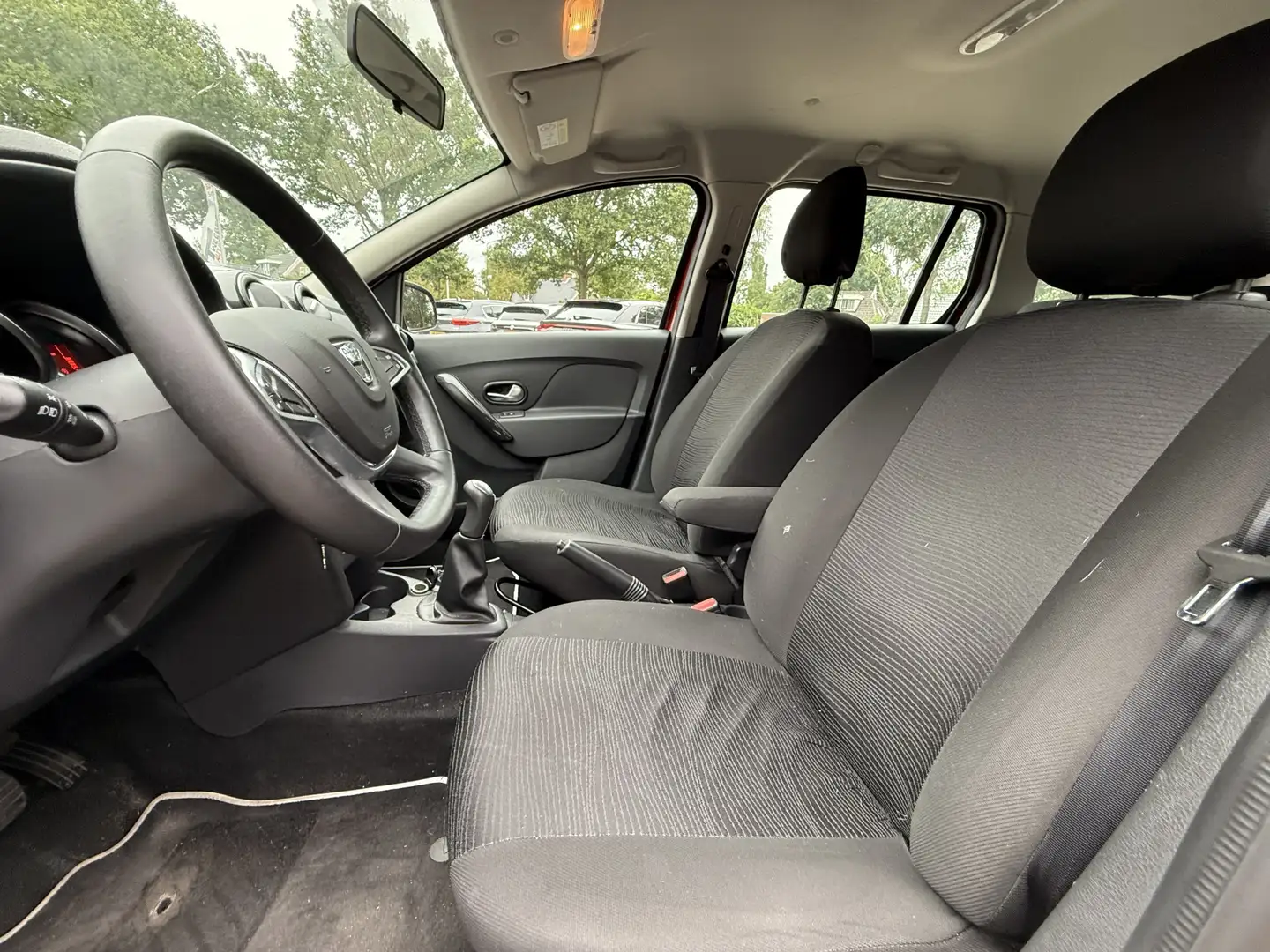 Dacia Logan MCV 0.9 TCe Laureate Navigatie/Cruise/Camera/PDC Rouge - 2
