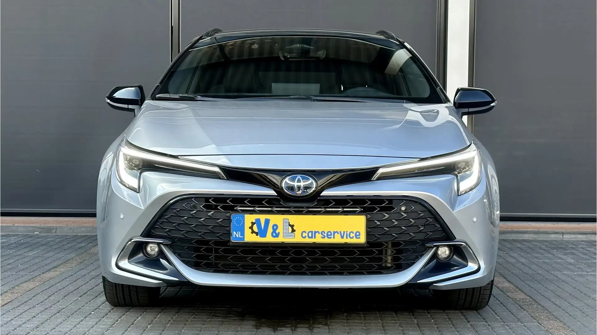 Toyota Corolla Touring Sports Hybrid 200 Dynamic / Stoel/stuurver Grigio - 2