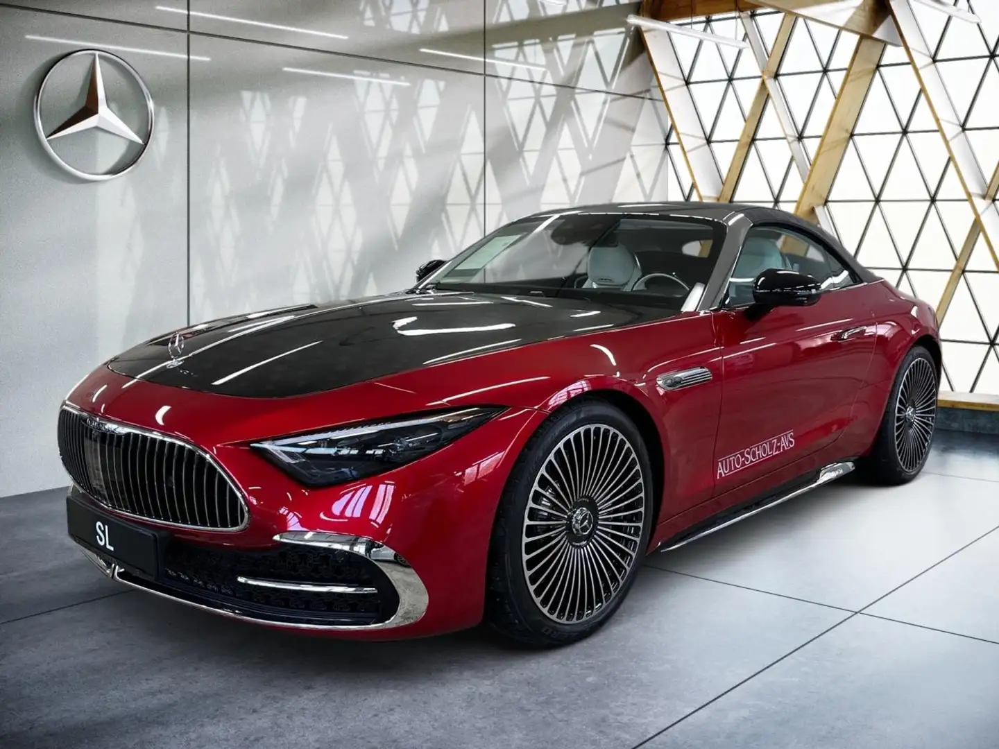 Mercedes-Benz SL 680 Maybach Monogram Series Pattern auf Motorhaube Rojo - 2