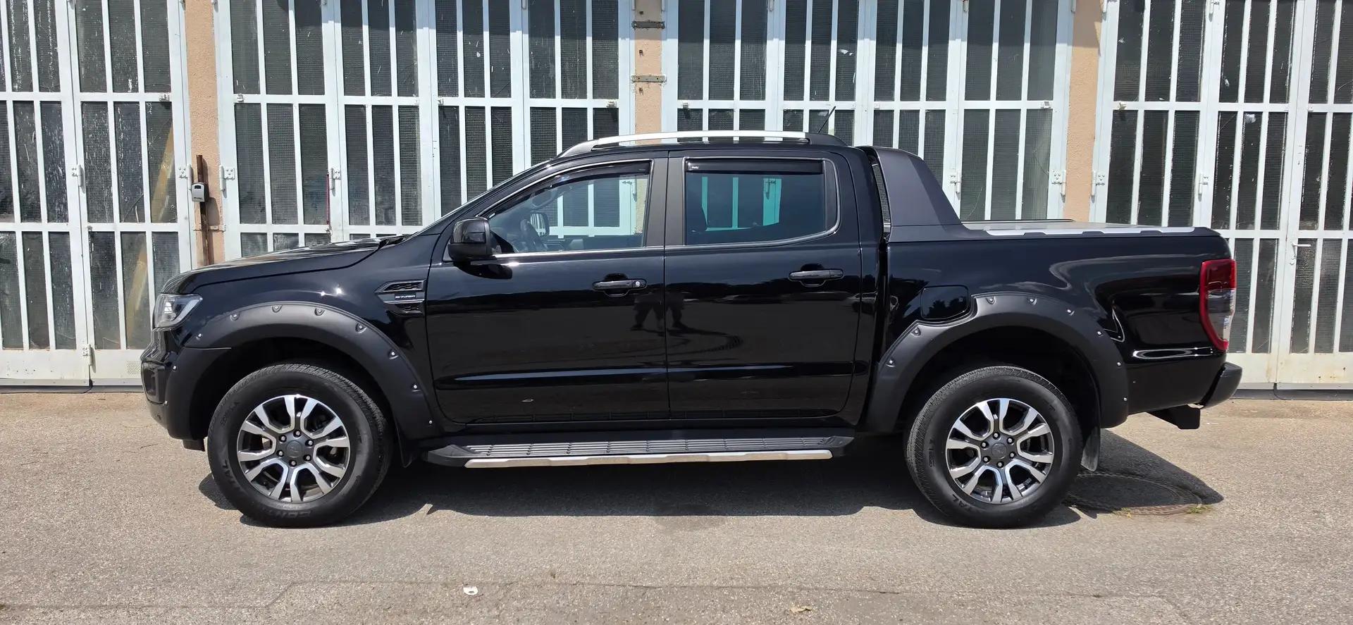 Ford Ranger DK Wildtrack 4X4 2,0 EcoBlueAut. *Navi*AHK*Led* Schwarz - 2