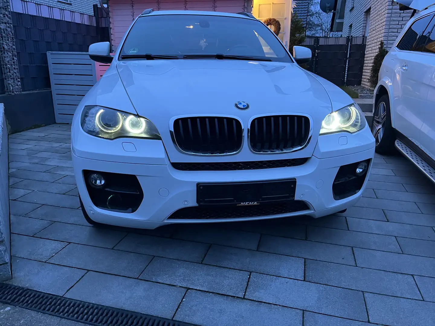 BMW X6 xDrive30d Weiß - 1