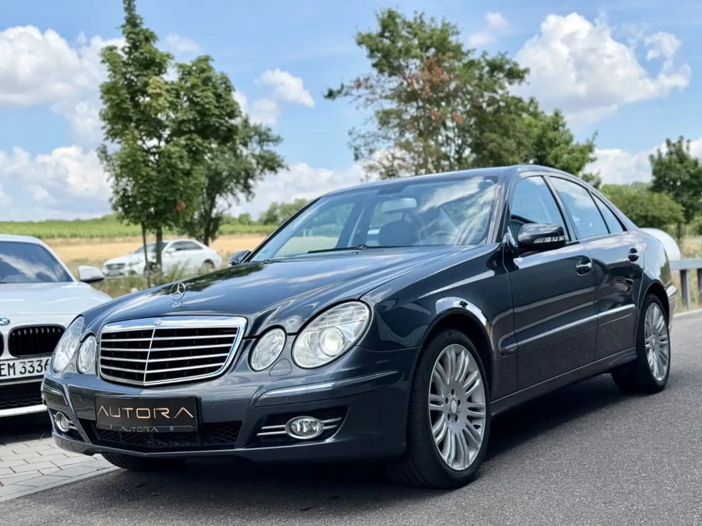 Mercedes-Benz E 280 4Matic Lim. |Sportpaket|Avantgarde|1.Hand| Grigio - 2