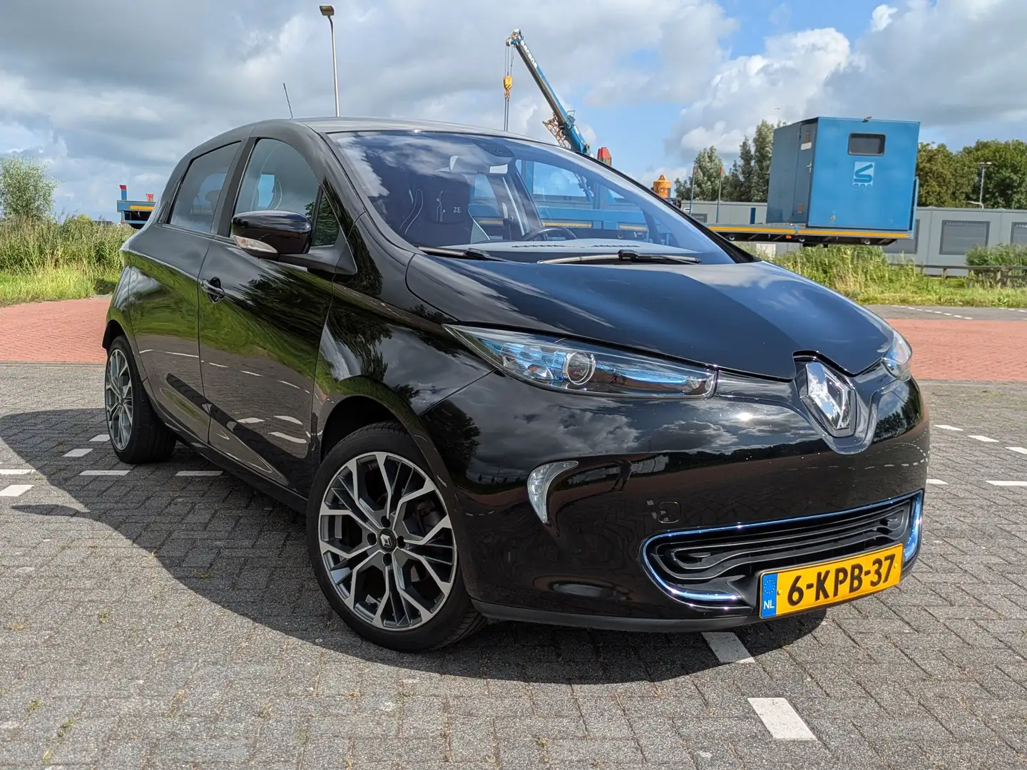 Renault ZOE ZOE Q210 Zen QuickCharge 22Kw (HuurAccu) Zwart - 2