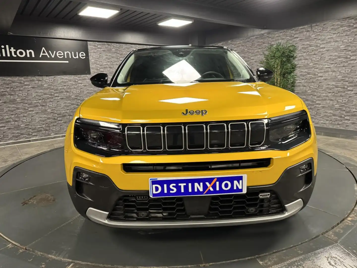 Jeep Avenger Avenger 1.2 Turbo T3 - 100 Summit Jaune - 2