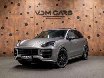 4.0 Turbo E-Hybrid | PCCB | Carbon | Burmester | M