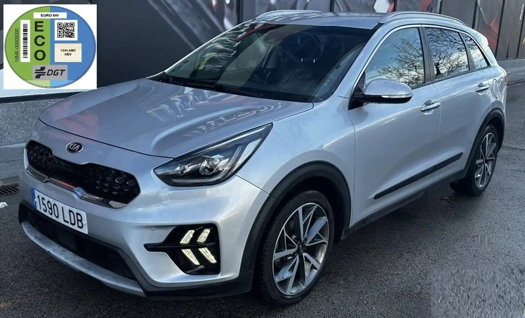 Kia Niro 1.6 HEV Emotion Grau - 1