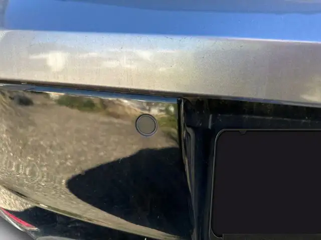 Peugeot 208 view 7