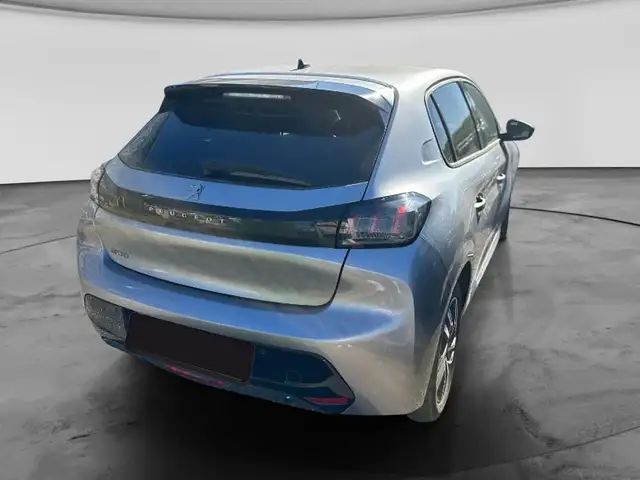 Peugeot 208 view 4