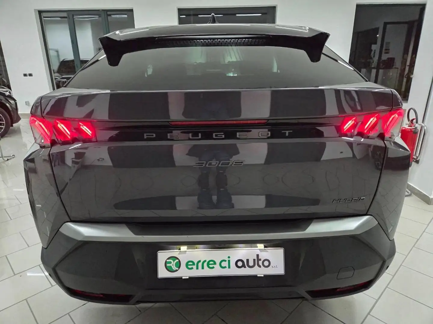 Peugeot 3008 Hybrid 145 e-DCS6 GT "UFFICIALE" Grigio - 2