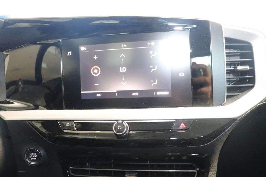 Opel Mokka E