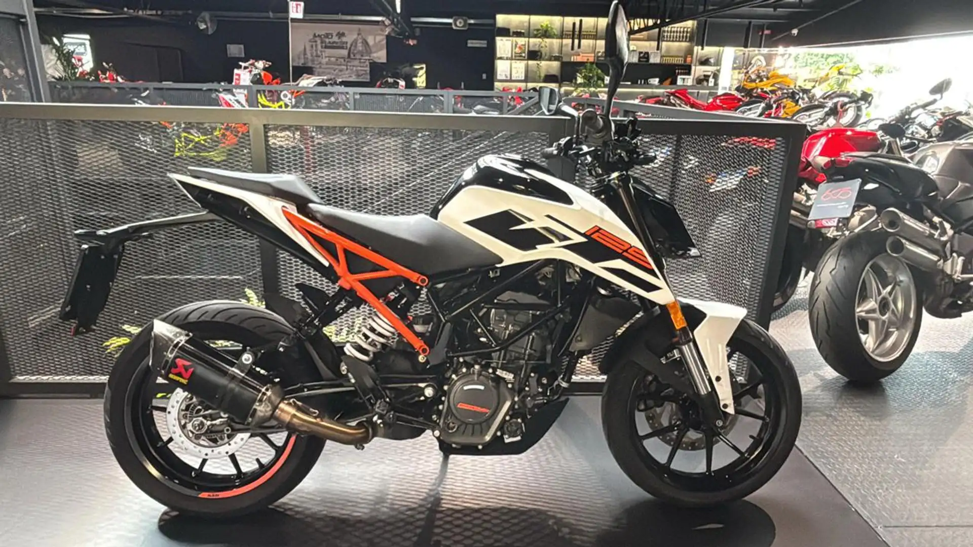 KTM 125 Duke ABS Bianco - 1