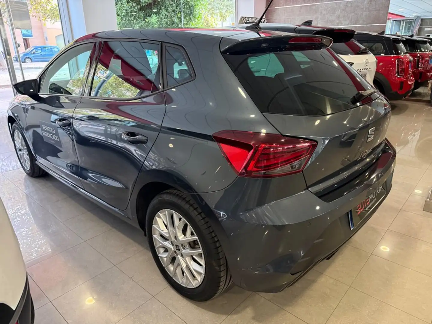 SEAT Ibiza ·  Style+ 1.0 TSI 85kW (115CV) Start&Stop Gris - 2