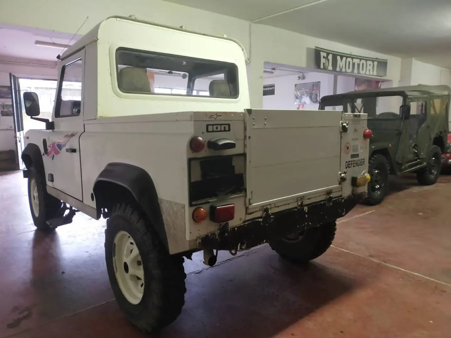 Land Rover Defender 90 Pick-up 2.5 Turbodiesel - 2