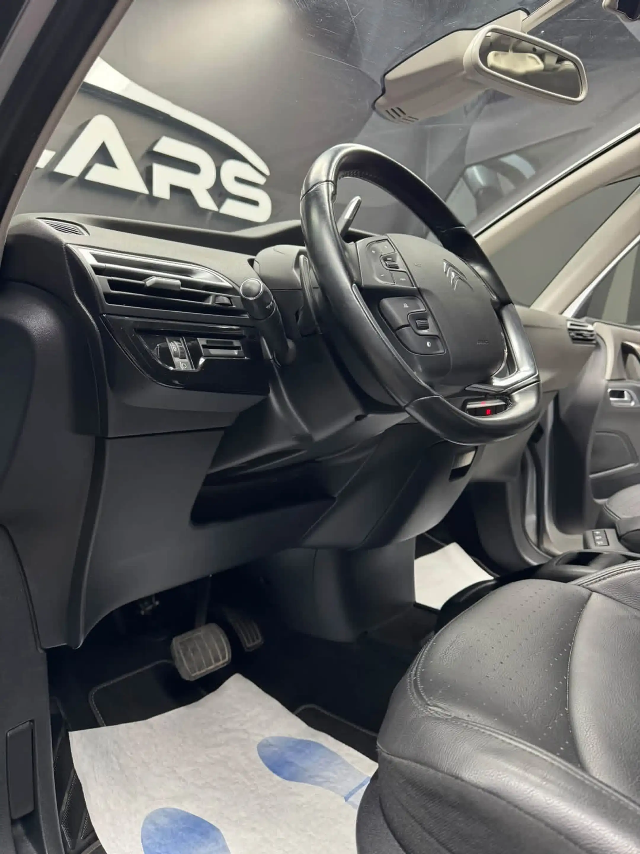 Citroen C4 SpaceTourer C4 Spacetourer 1.5 BlueHDi 7 places **12 mois de garantie** — photo 10