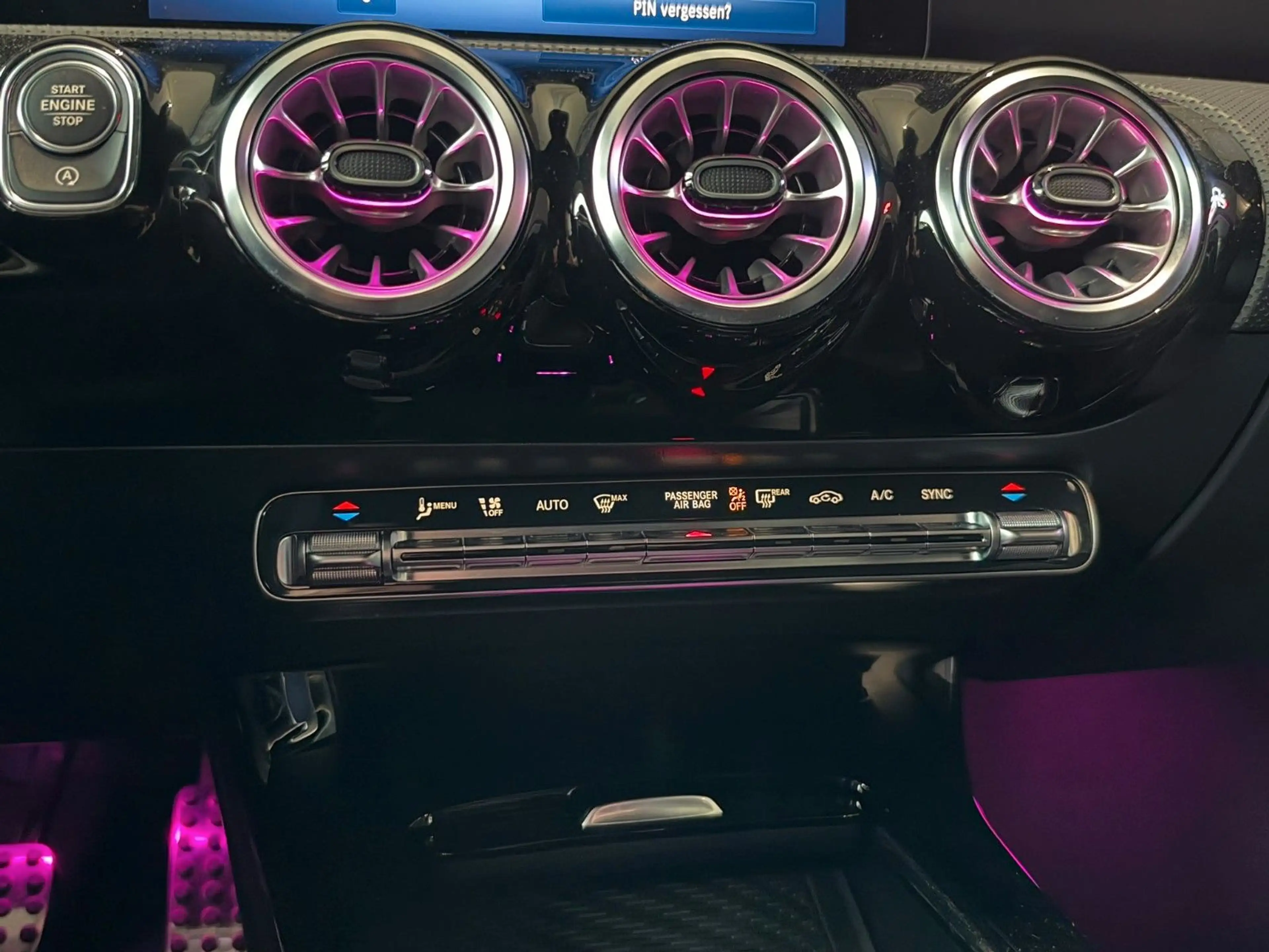 Mercedes-Benz CLA 45 AMG / Driv. Package/ — photo 9