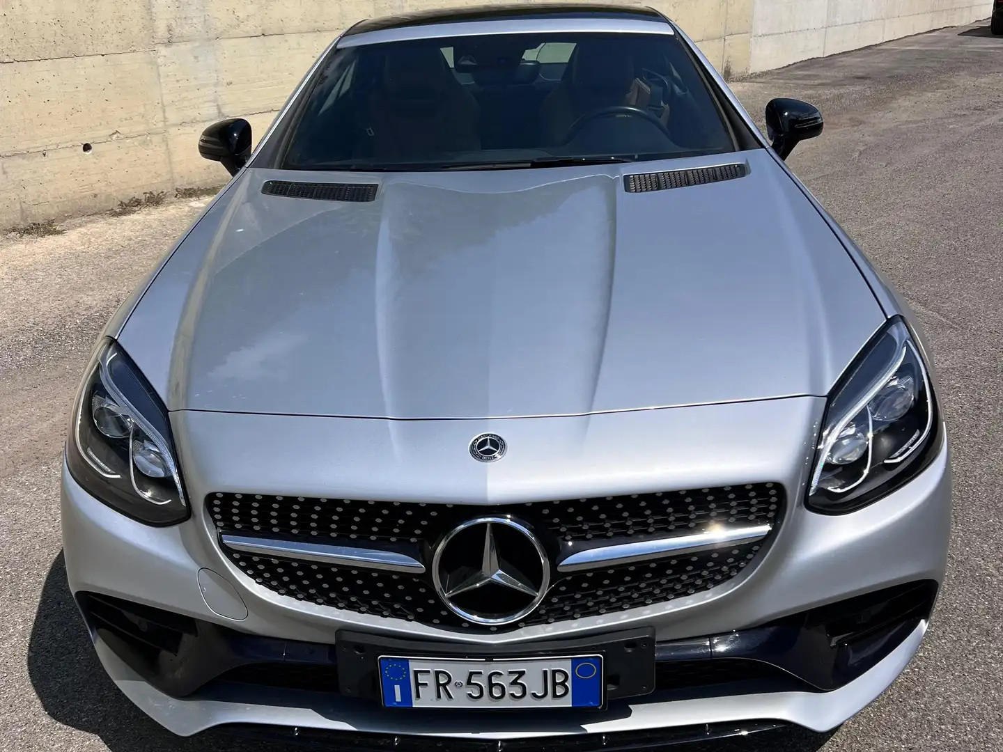 Mercedes-Benz SLC 180 SLC 180 AMG Line Silber - 2