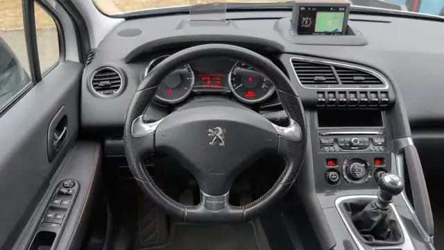 Peugeot 3008 view 22