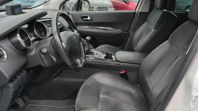 Peugeot 3008 view 25