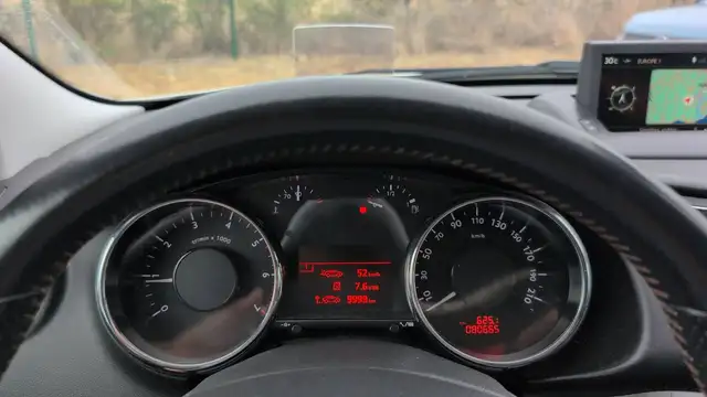 Peugeot 3008 view 12