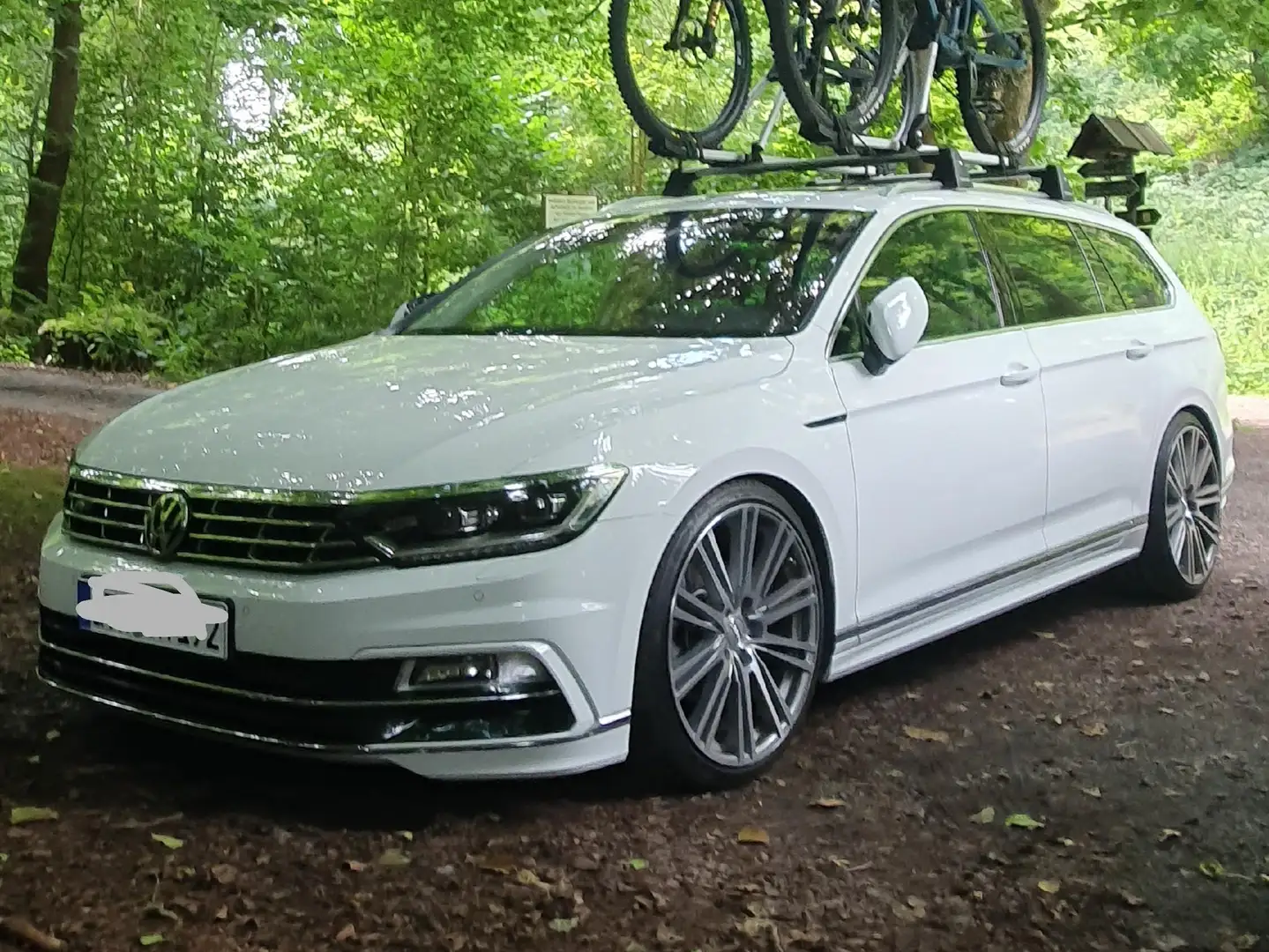 Volkswagen Passat Variant 1.8 TSI (BlueMotion Technology) DSG Comfortline Weiß - 1