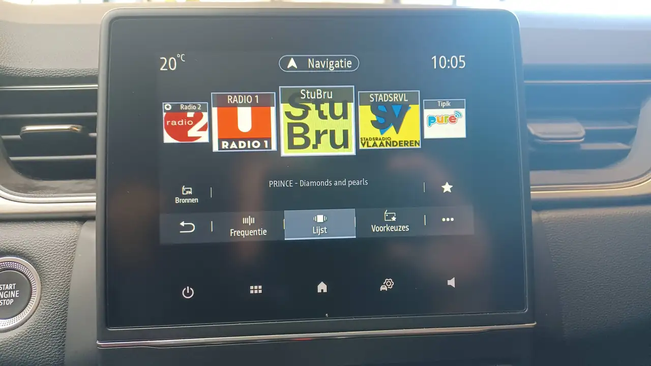 Renault Captur techno mild hybrid 140 EDC, миниатюра 17