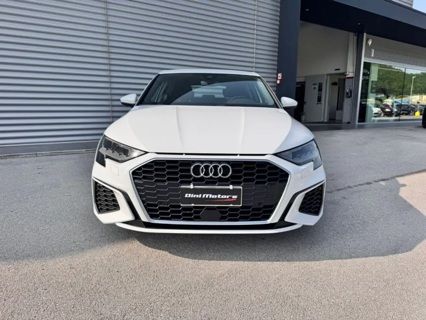 Audi A3 SPB 30 TDI S-line sportback IVA ESPOSTA LEGGE 104 Bianco - 2
