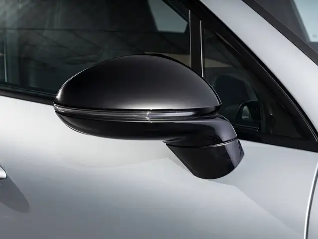 Porsche Cayenne view 14