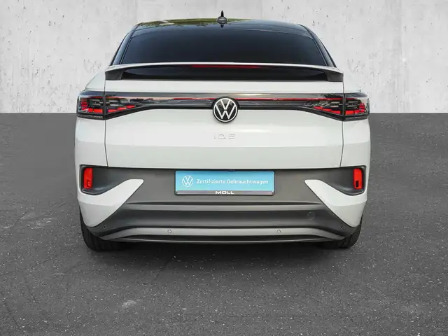 Volkswagen ID.5 view 6