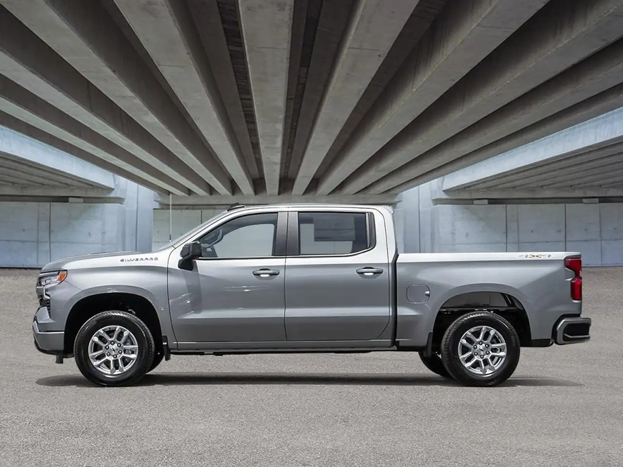Chevrolet Silverado 1500 снимка Chevrolet Silverado 1500