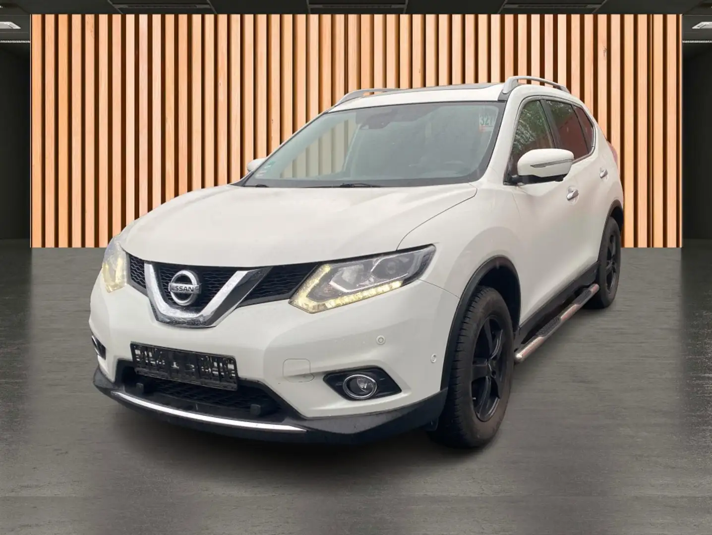 Nissan X-Trail 1.6 dCi Tekna 4x4*Navi*Pano*360°Kamera* Weiß - 2