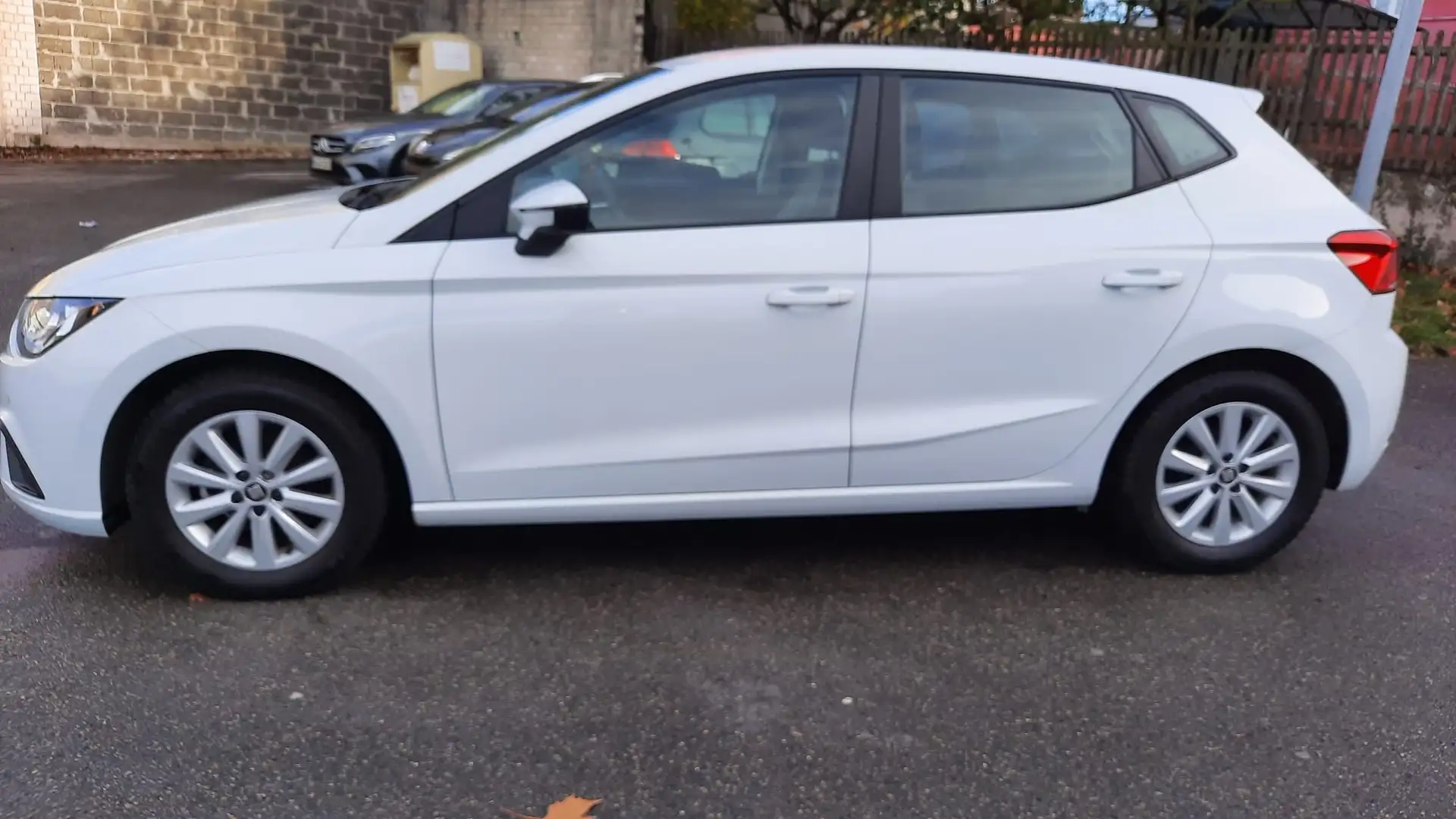 SEAT Ibiza Style*PDC*SCHECKH*1.HD*SHZ*..... Weiß - 2