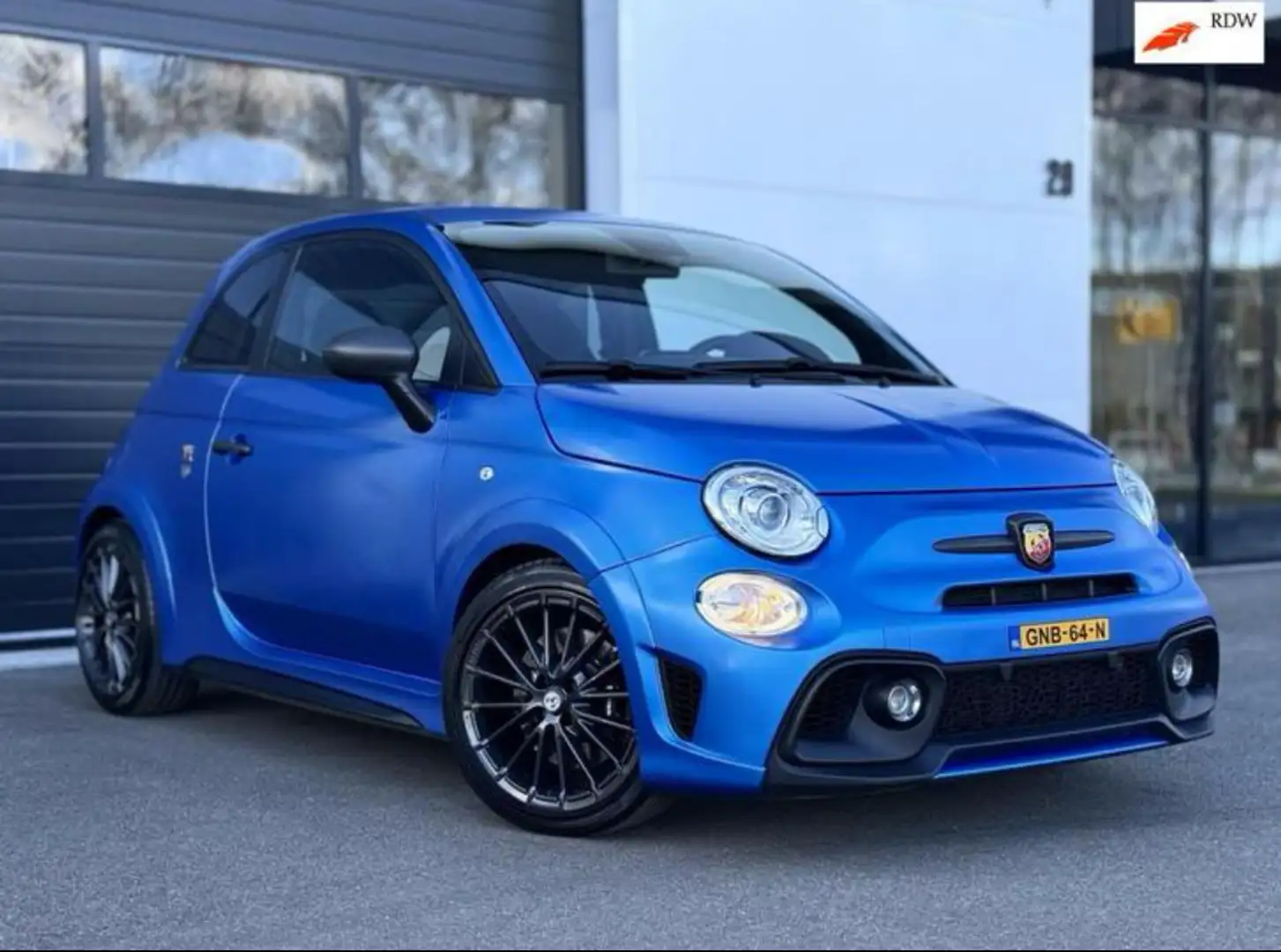 Fiat 500 Abarth 1.4 T-Jet Ab. Competizione Performance Pack Blauw - 1
