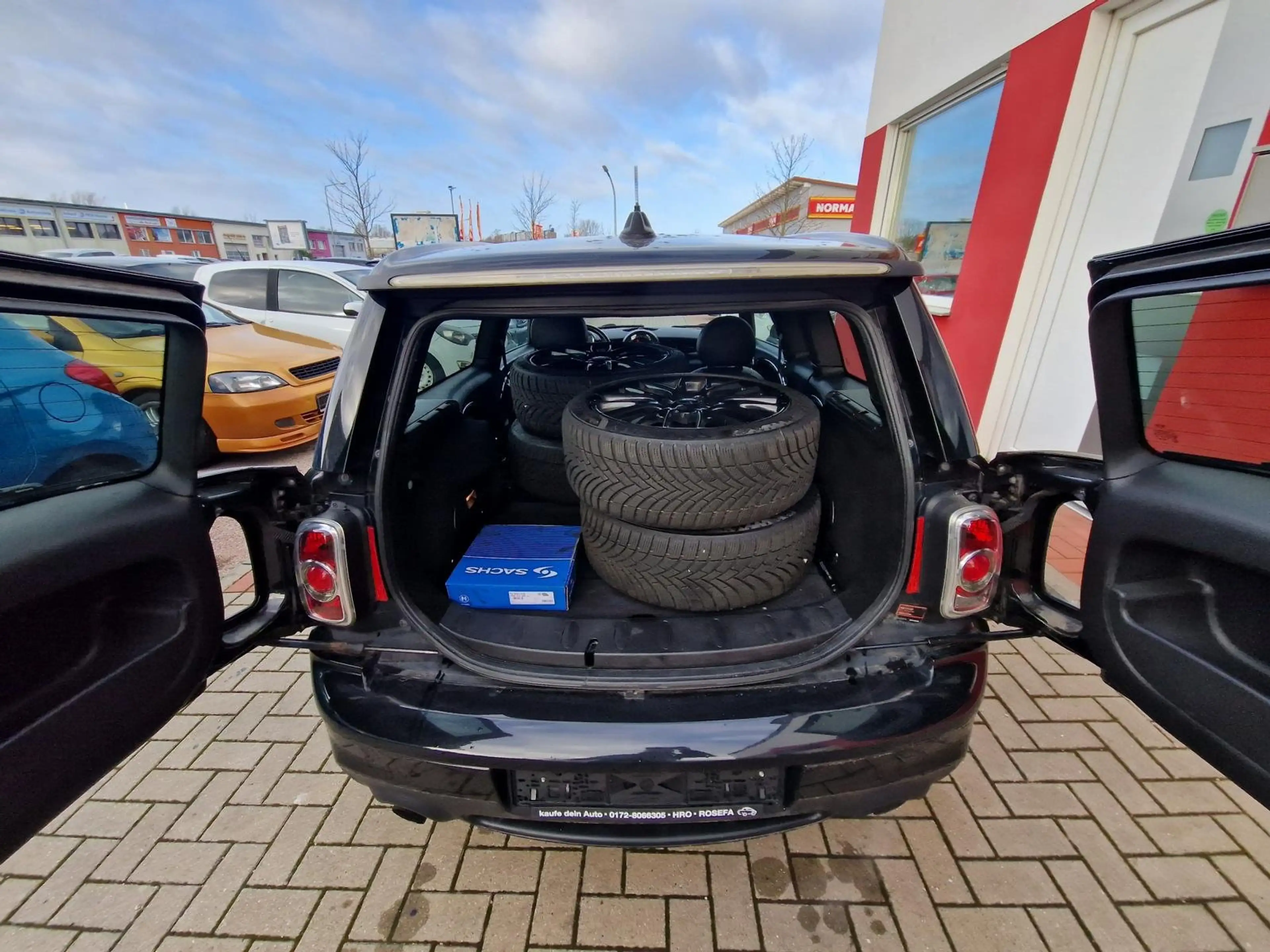 MINI John Cooper Works Clubman John Cooper Works — photo 12