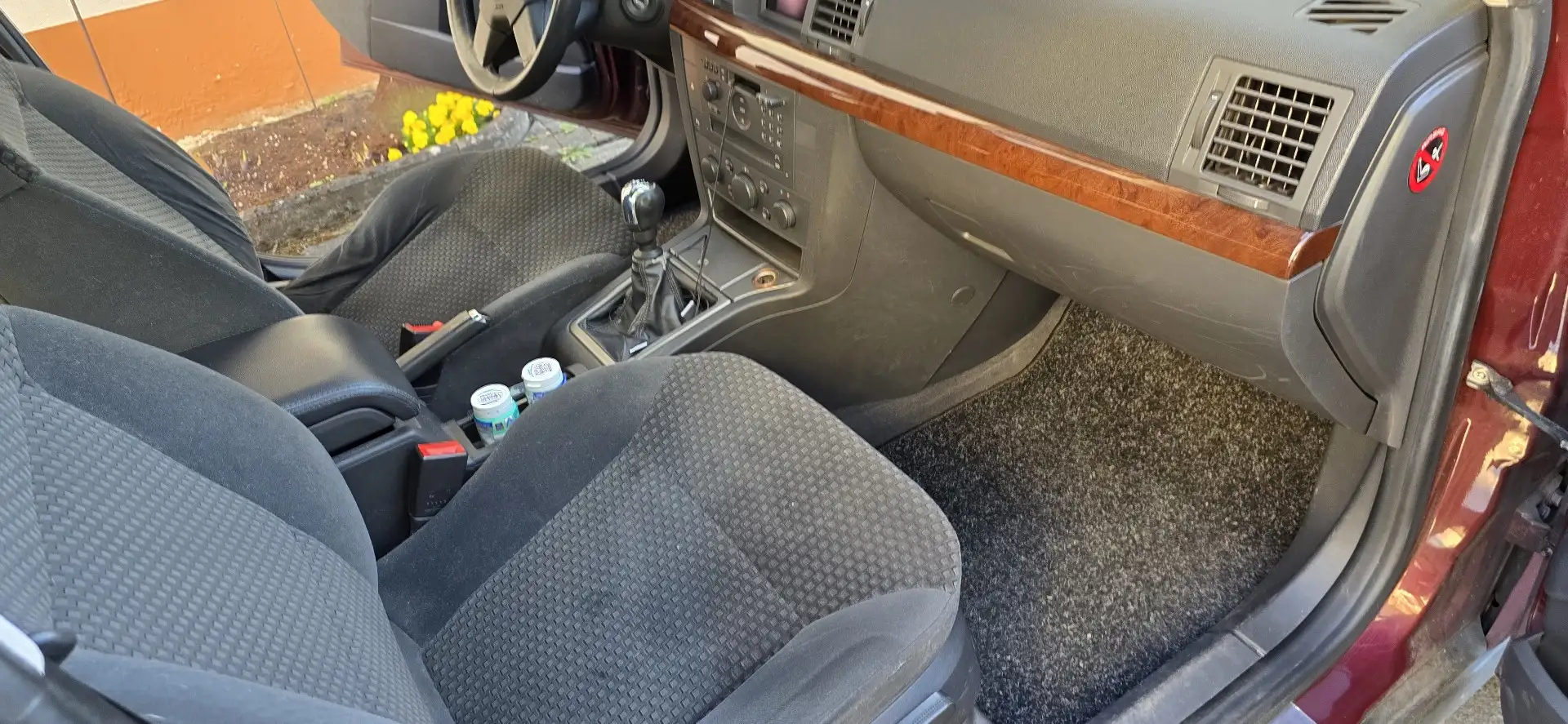 Opel Vectra 2.2 - 1