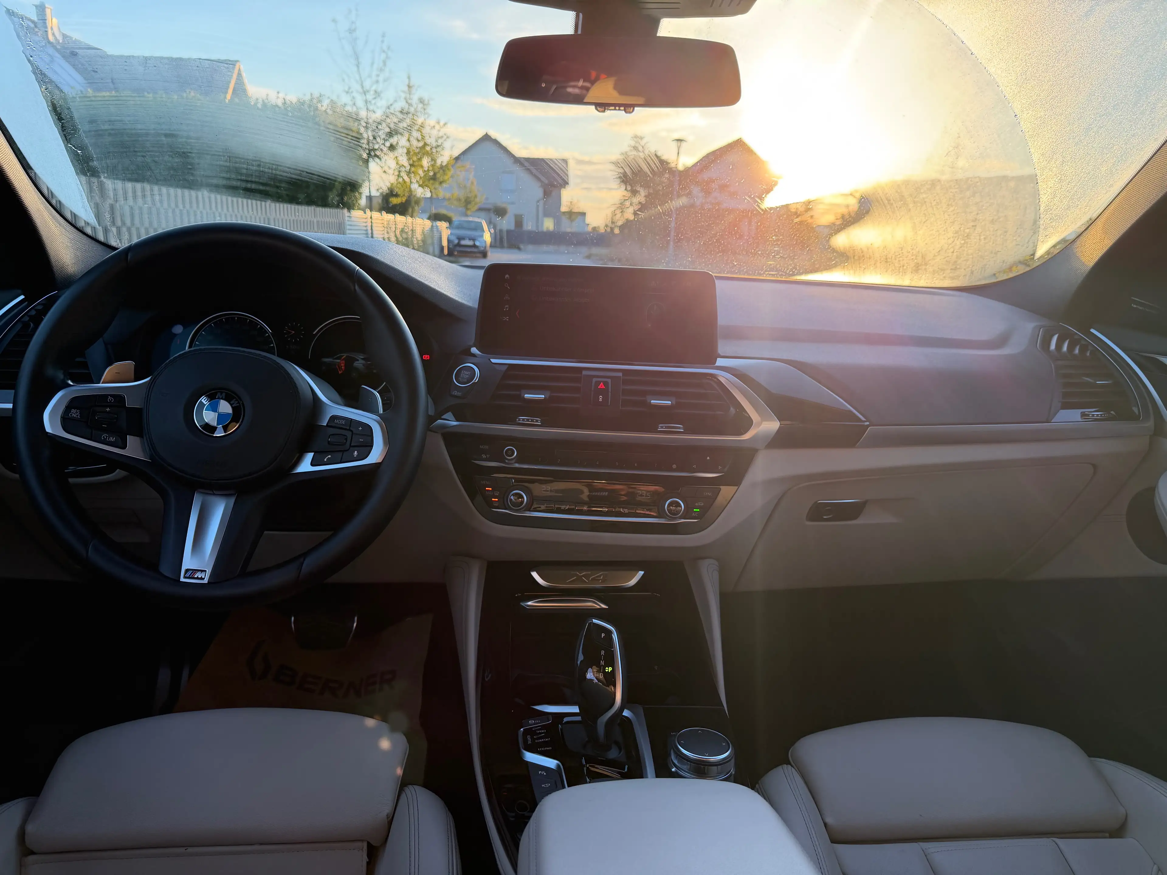BMW X4 xDrive 25 d M Sport — photo 14