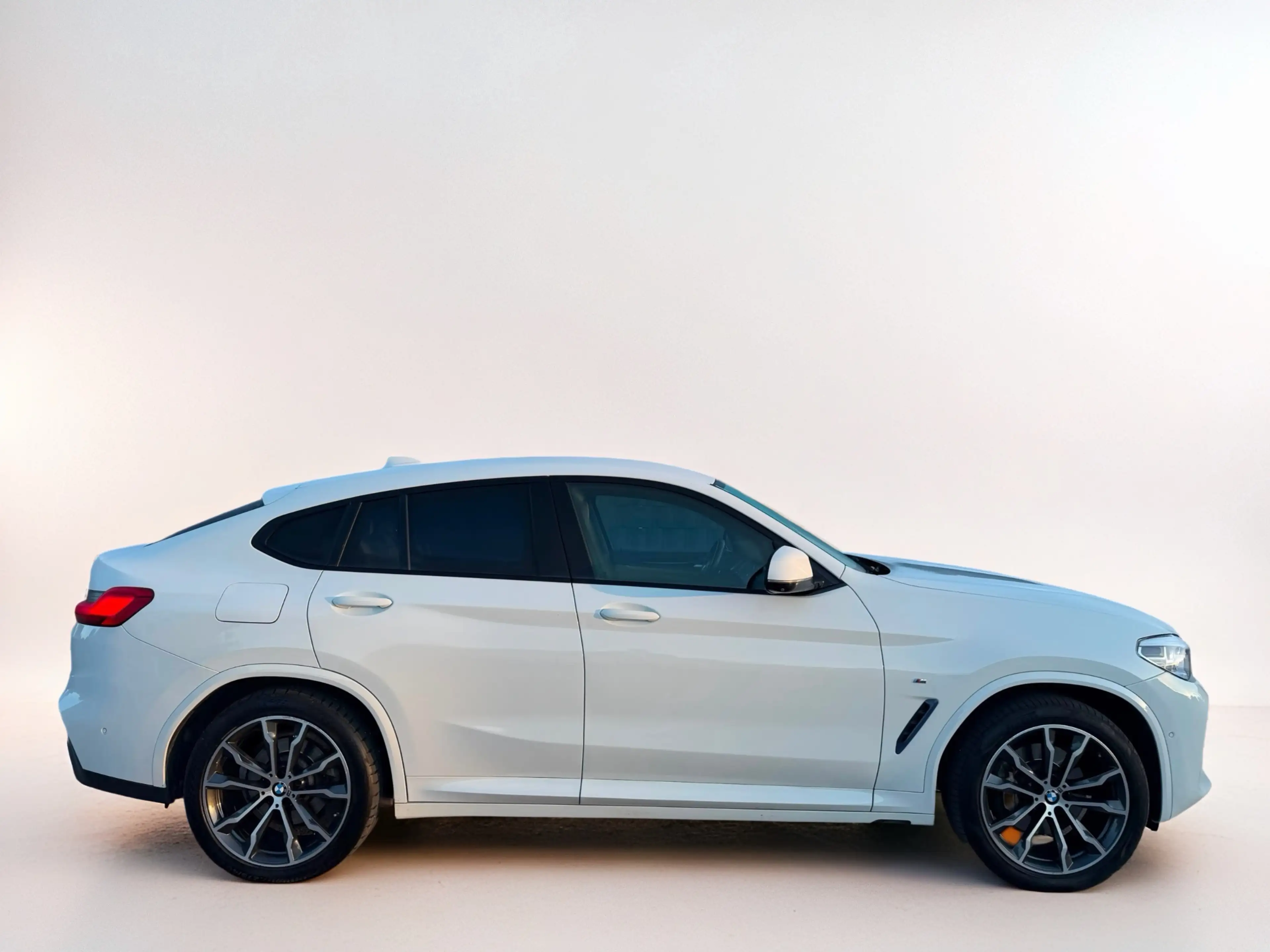 BMW X4 xDrive 25 d M Sport — photo 8