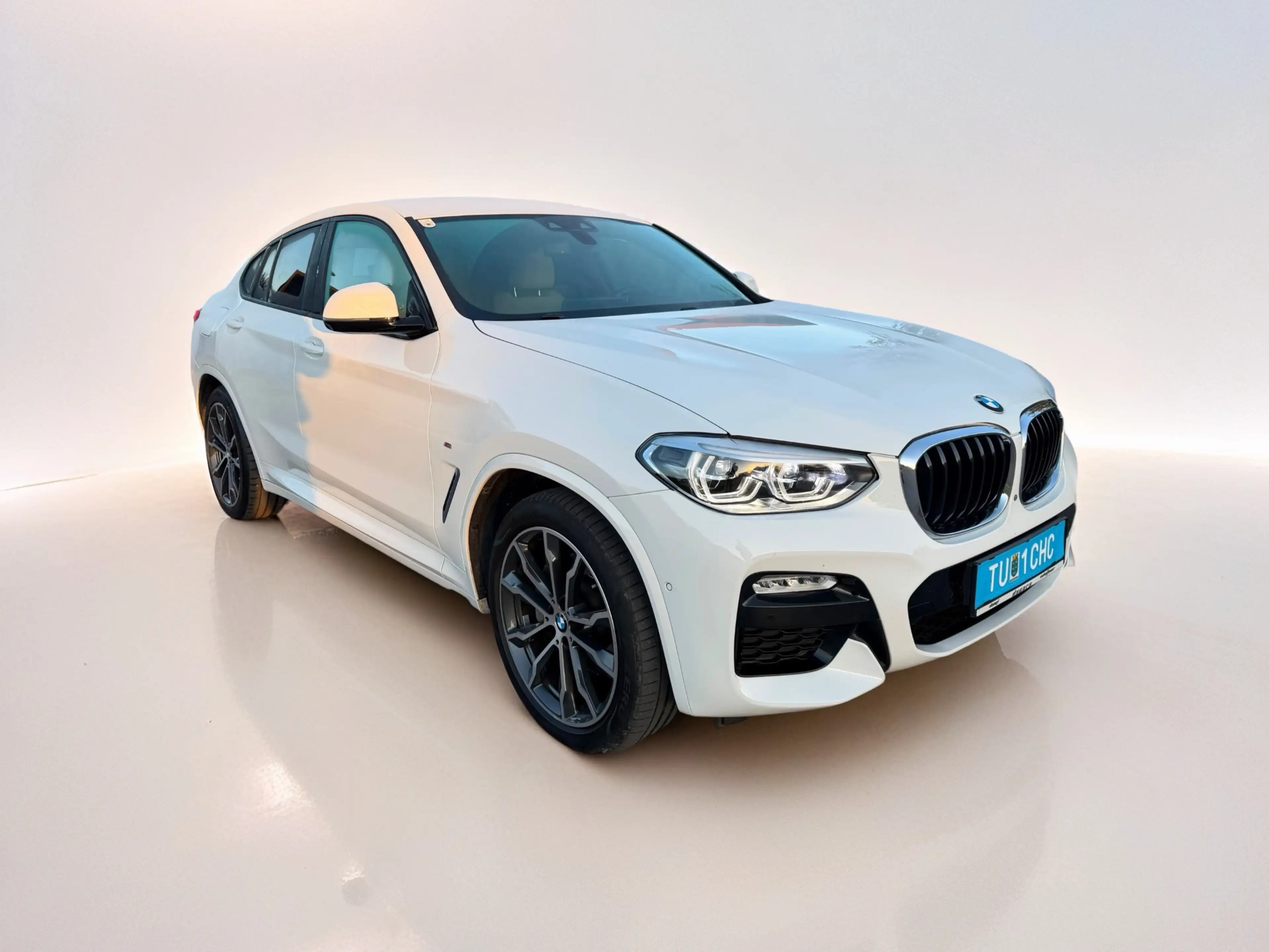 BMW X4 xDrive 25 d M Sport — photo 11