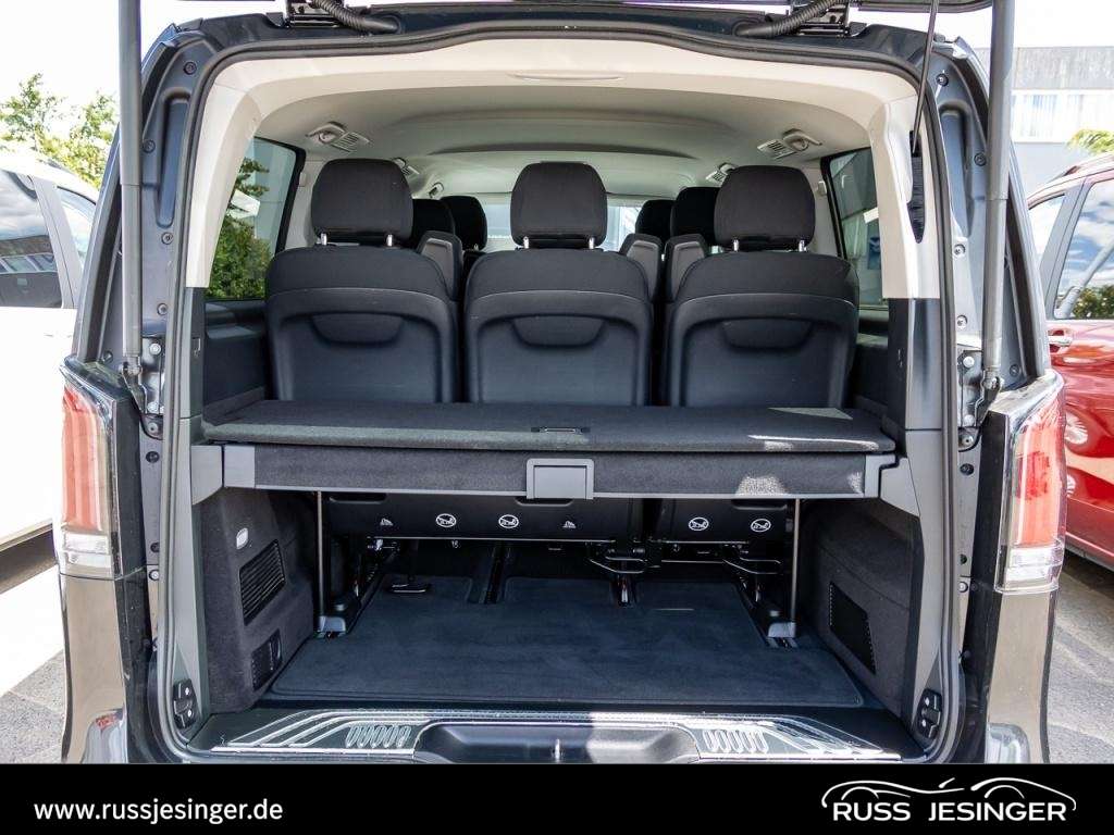 Mercedes-Benz V 220